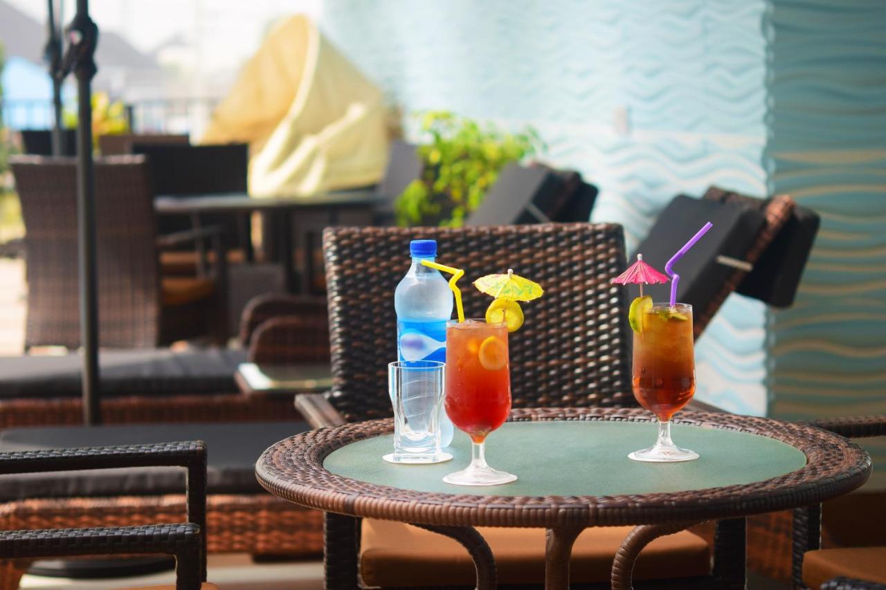 Monty Suites & Golf Уйо Экстерьер фото